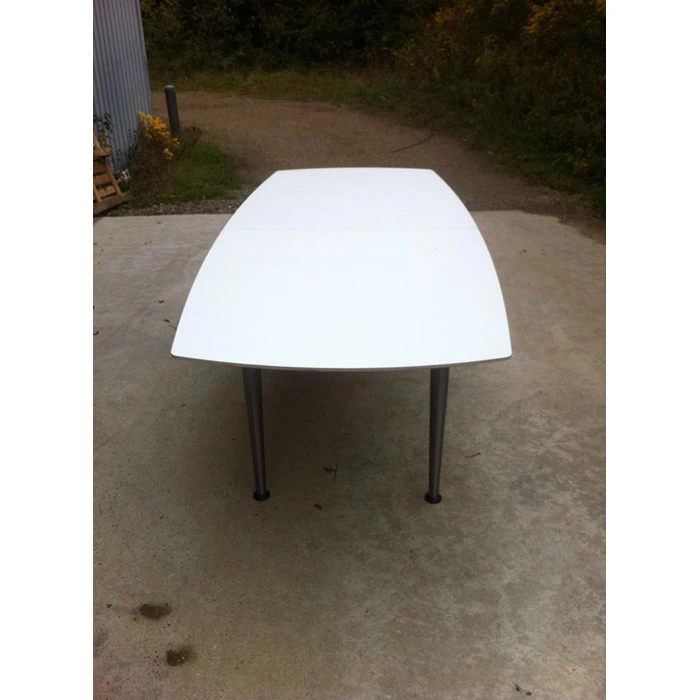 Spisebord i hvid laminat